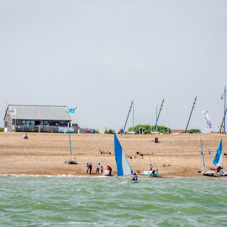 OnBoard Buzz Active Eastbourne_Buzz V's Bay-260 OnBoard Buzz Active Eastbourne_Buzz V's Bay-260